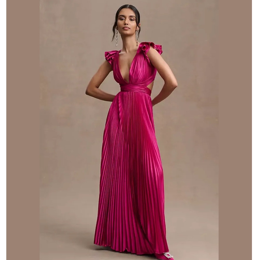 Mac Duggal Pleated Flutter-Sleeve Deep-V Lace-Up Gown Pink size 8